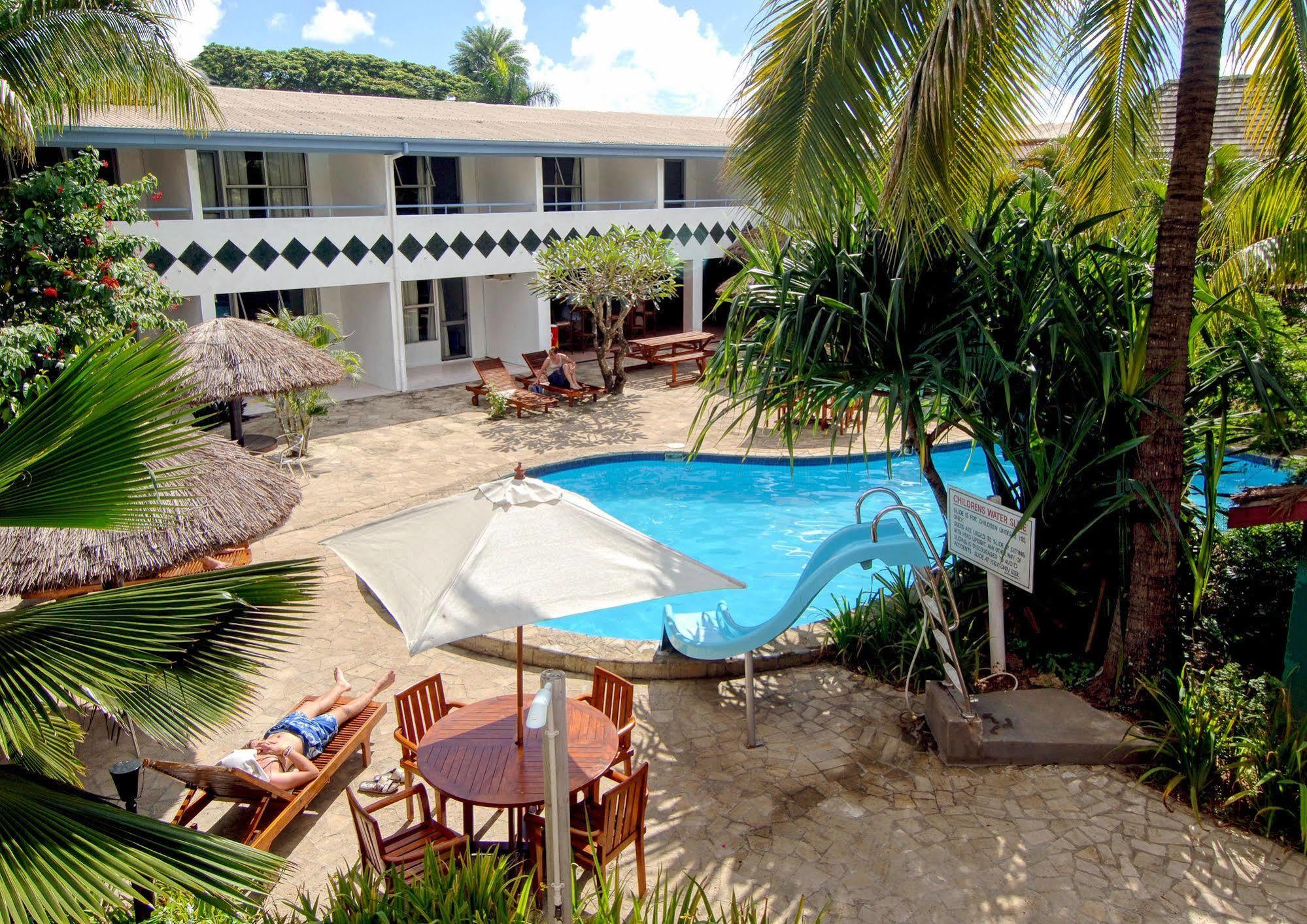 Capricorn International Hotel Nadi Buitenkant foto